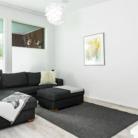 Modern Nordic Townhome, Sauna By Lapland Host *