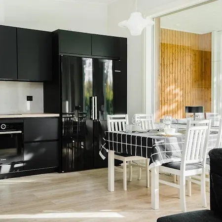 Modern Nordic Townhome, Sauna By Lapland Host *