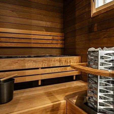 Modern Nordic Townhome, Sauna By Lapland Host Apartment *