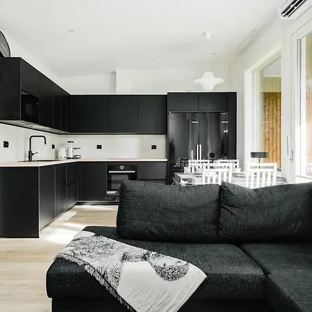 Modern Nordic Townhome, Sauna By Lapland Host * Rovaniemi